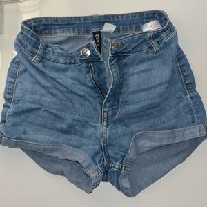 lightwash jean shorts